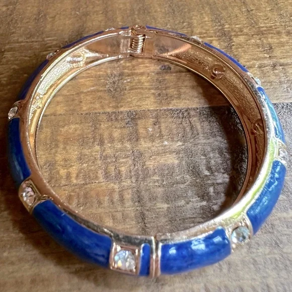 Set of 3 Red, White & Blue Enameled Bangles Hinged Patriotic Clamper Bracelet - Picture 9 of 15